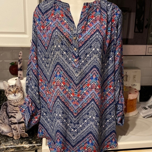 E Investments 11 casual pullover long roll tab sleeve plus size blouse 3x   EUC - Picture 1 of 3